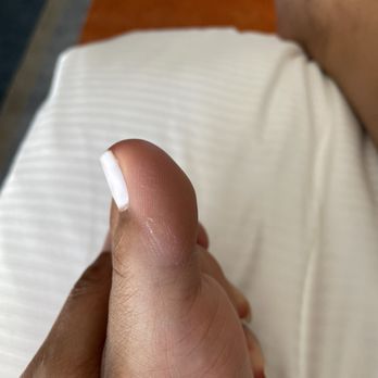 Skylar Nail Spa - That's dead skin on my feet after my pedicure - Nail Salons Near Me - Los Angeles, California