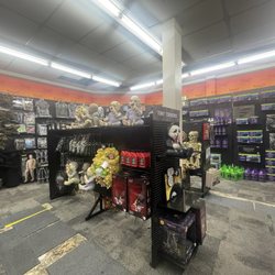 Spirit Halloween - 10.13.24