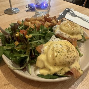 Popping Yolk Cafe - Benedict - Breakfast & Brunch Near Me - Pasadena, California Popping Yolk Cafe - Benedict - Breakfast & Brunch Near Me - Pasadena, California
