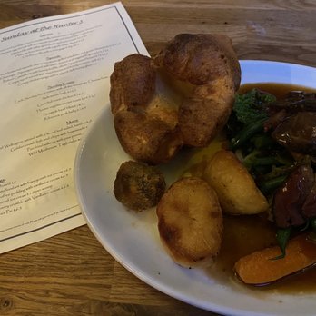 The Hunter S Pub - Roast - Pubs Near Me - London, XGL