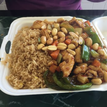 Shanghai Restaurant - Kung Pao Chicken Lunch Combo - huge portion, nice dish. - Chinese Near Me - Graham, North Carolina Shanghai Restaurant - Kung Pao Chicken Lunch Combo - huge portion, nice dish. - Chinese Near Me - Graham, North Carolina