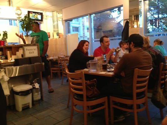 Malhi Sweets Restaurant et Sucreries by null