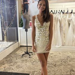 Renaissance Bridals & Prom - Dress!