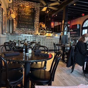 Louisiana Pizza Kitchen - Pizza Near Me - New Orleans, Louisiana Louisiana Pizza Kitchen - Pizza Near Me - New Orleans, Louisiana