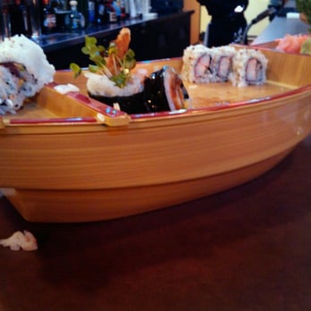 Sushi Nini - I'm on a boat! I'm on a boat! Take a good hard look at this sushi on a boat! - Sushi Bars Near Me - Round Rock, Texas Sushi Nini - I'm on a boat! I'm on a boat! Take a good hard look at this sushi on a boat! - Sushi Bars Near Me - Round Rock, Texas