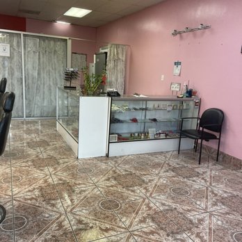 Sai Threading - Inside - Threading Services Near Me - Lakewood, California Sai Threading - Inside - Threading Services Near Me - Lakewood, California