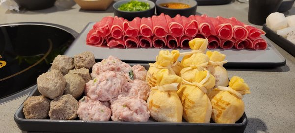 Liuyishou Fondue / Liuyishou Hotpot Montreal by null