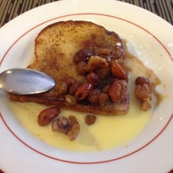 La Table de Sandrine - La brioche pain perdu avec fruit sec est à tomber par terre.