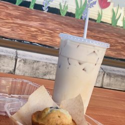 Carolines Cafe