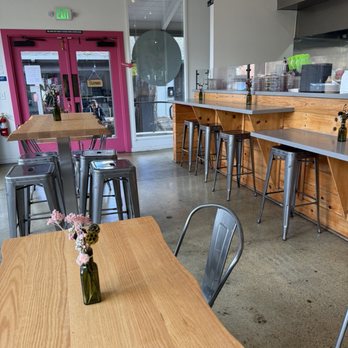 The Good Salad - Inside - Salad Near Me - Campbell, California