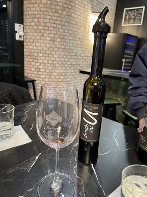 Pur Noire Urban Wineries by null