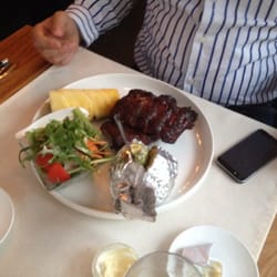 Lindenberg - Ribbekes met ananas! Lekkerrrr