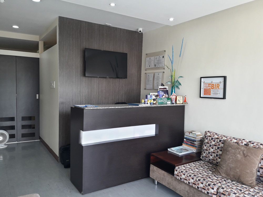 SMILE SIGNATURE DENTAL CENTER Updated July 2024 Marcos Alvarez St., Brgy. Talon 5, Las Pinas