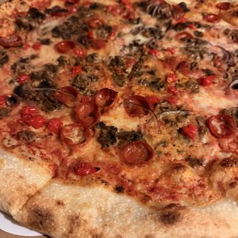 Mad Pie - Pizza Near Me - Honolulu, Hawaii