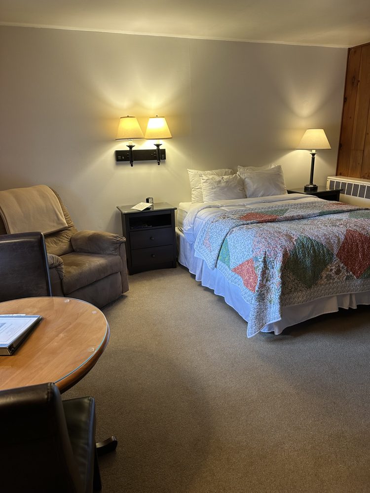 LYNDON MOTOR LODGE Updated October 2024 11 Photos & 10 Reviews