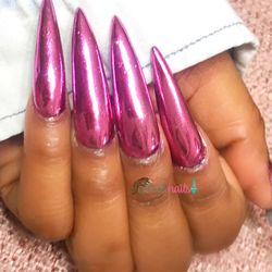 Gaudy Nails