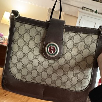 Gucci - Posted with review 09/26/26 it doesn't matter real or knock off cause it is quality in my eyes. - Leather Goods Near Me - New York, New York