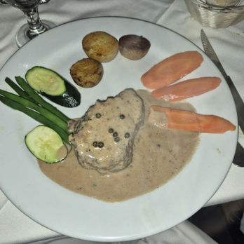 Papillon - Filet mignon with black peppercorn sauce and veggies. - French Near Me - Fremont, California Papillon - Filet mignon with black peppercorn sauce and veggies. - French Near Me - Fremont, California