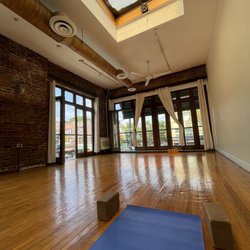 Yoga Agora