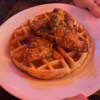 Sun Diner - their famous chicken and waffles - Breakfast & Brunch Near Me - Nashville, Tennessee Sun Diner - their famous chicken and waffles - Breakfast & Brunch Near Me - Nashville, Tennessee