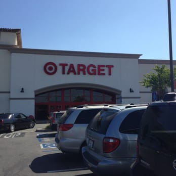 Target - Department Stores Near Me - Moorpark, California