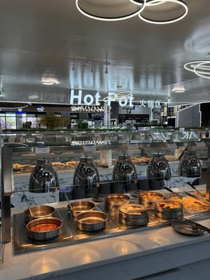 Umi Hot Pot Sushi & Seafood Buffet by null
