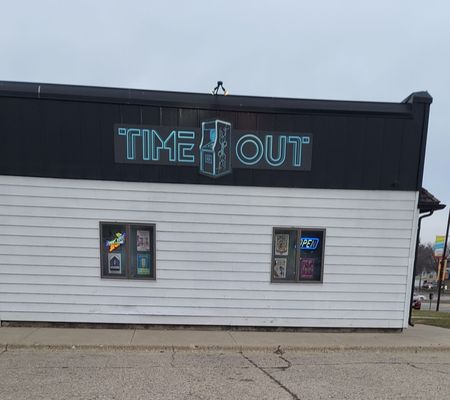 Time Out by null