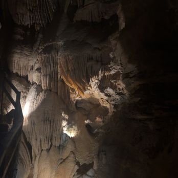 Talking Rocks Cavern - Walking Tours Near Me - Branson West, Missouri