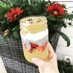 Juice Amour - Peach Cashew Cream with a scoop of chia pudding