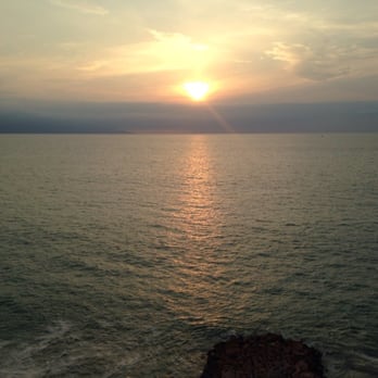 Plaza Pelicanos - Hotels Near Me - Puerto Vallarta, JAL