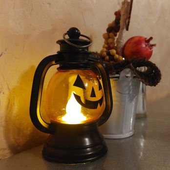 Crusco's - CUTE Halloween decor - Italian Near Me - Angels Camp, California Crusco's - CUTE Halloween decor - Italian Near Me - Angels Camp, California
