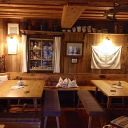 Knödelalm am Knoppenberg - Blick in die Stubn