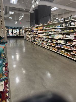 MOM's Organic Market by null