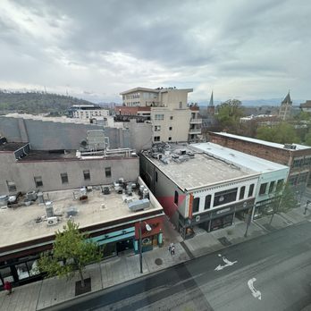 Kimpton Hotel Arras - The City View - Hotels Near Me - Asheville, North Carolina Kimpton Hotel Arras - The City View - Hotels Near Me - Asheville, North Carolina
