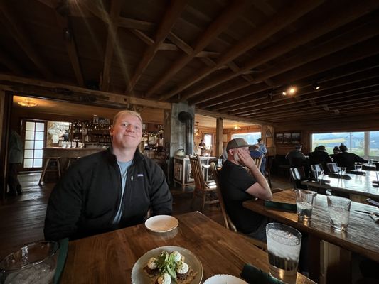 Sawtooth Hotel by null