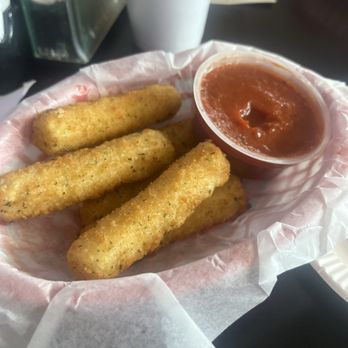 Oval Office Pub & Grub - Mozzarella sticks, nothing fancy! - Pubs Near Me - Milton, Florida Oval Office Pub & Grub - Mozzarella sticks, nothing fancy! - Pubs Near Me - Milton, Florida