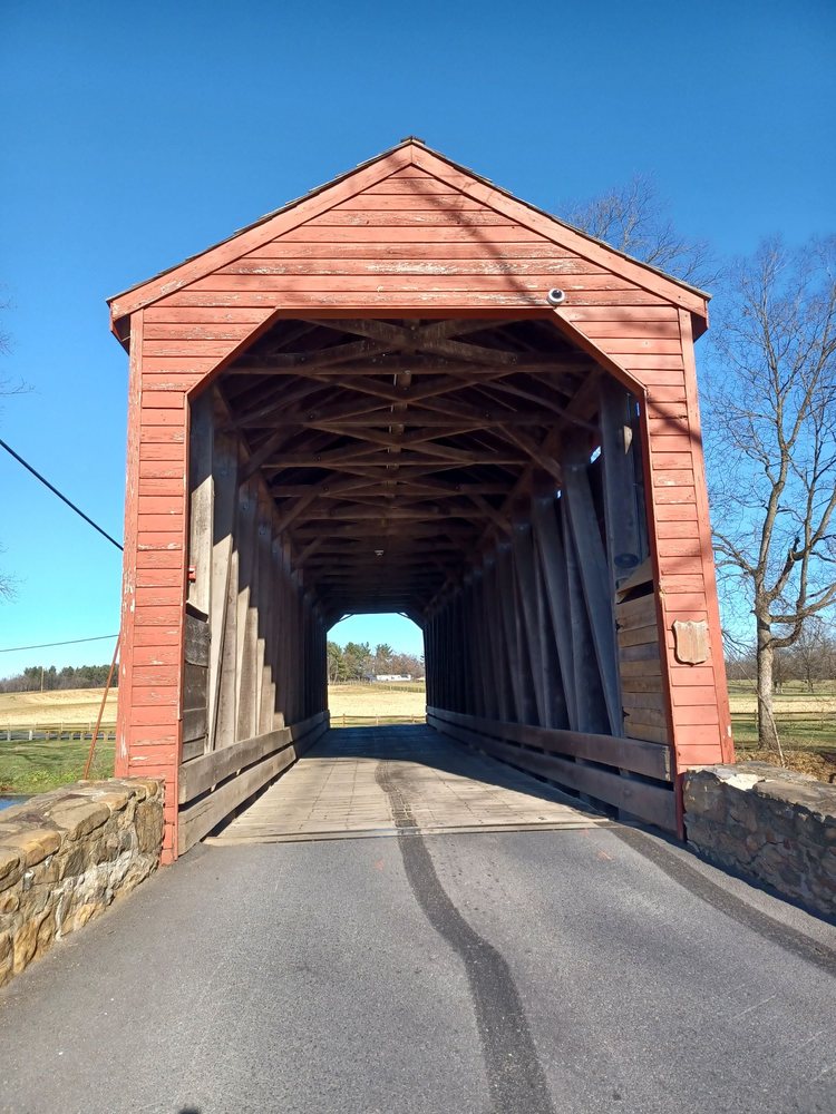 Loy's Station Park and Covered Bridge Logo