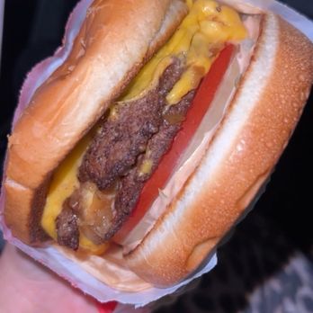 In-N-Out Burger - Double double - Fast Food Near Me - Newhall, California In-N-Out Burger - Double double - Fast Food Near Me - Newhall, California