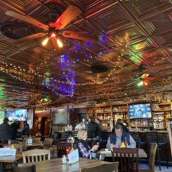 Yorktown Pub - Inside the restaurant - Pubs Near Me - Yorktown, Virginia Yorktown Pub - Inside the restaurant - Pubs Near Me - Yorktown, Virginia