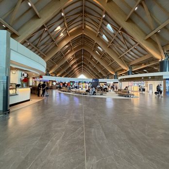 Clark International Airport - Airports Near Me - Mabalacat, PAM