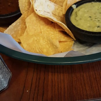 Los Cucos Mexican Cafe - Salsa chips with yummy creamy wacamole salsa. - Mexican Near Me - Sandy, Utah