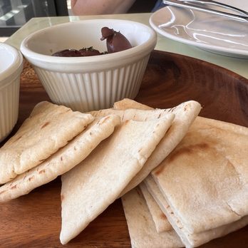 The Little Oliva - Complimentary pita - Mediterranean Near Me - Redondo Beach, California The Little Oliva - Complimentary pita - Mediterranean Near Me - Redondo Beach, California