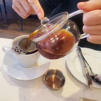 Babe’s Tea Room - Pouring the Tea - Tea Rooms Near Me - Denver, Colorado