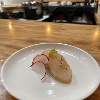Kin Nori Bar - Seared scallop with lemon grass, miso dressing topped with lemon balm - Sushi Bars Near Me - Denver, Colorado