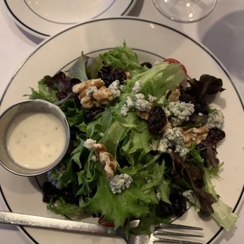 Noosa Bistro - Noosa salad - Seafood Near Me - Mentor, Ohio