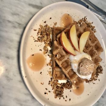 Acacia - Patisserie/Cake Shop Near Me - Frederiksberg