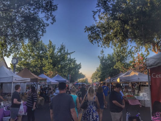 Clovis Farmers Market by null