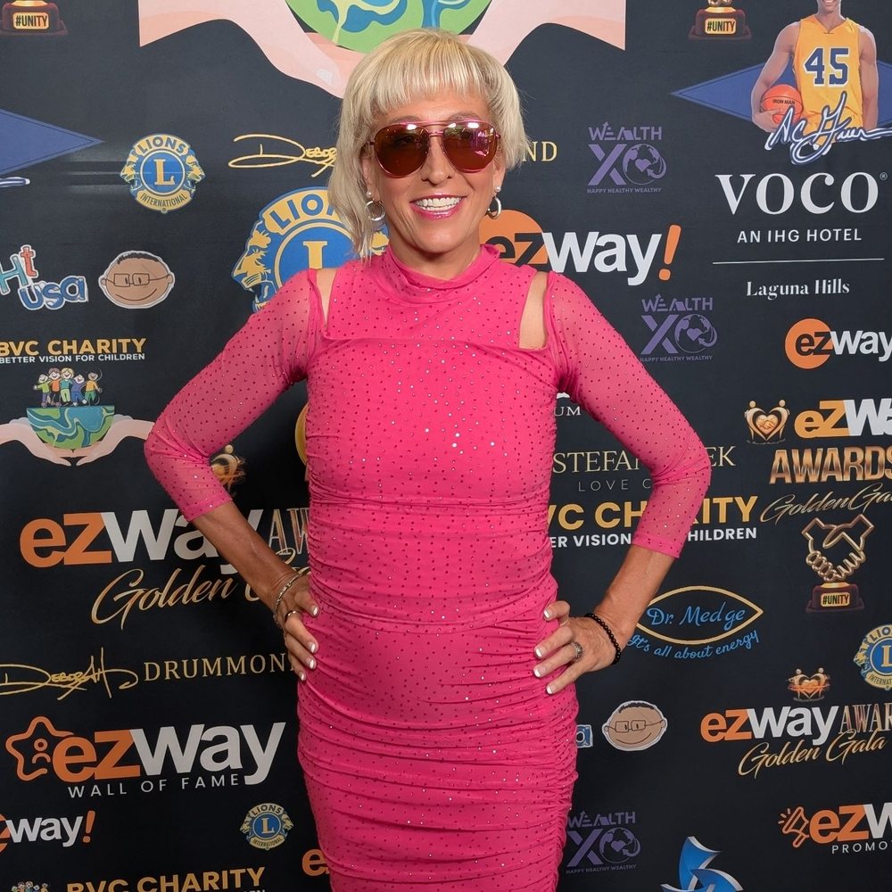 Wildroot - Posing on the Golden Carpet at BVC Better Vision for Children and Ezyway Oscars Fundraiser March 2, 2025 - Hair Salons Near Me - Tustin, California Wildroot - Posing on the Golden Carpet at BVC Better Vision for Children and Ezyway Oscars Fundraiser March 2, 2025 - Hair Salons Near Me - Tustin, California