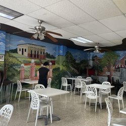 Charr & Mar - Dinning area