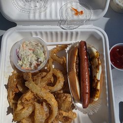 Bolley's Famous Franks #1 - Chili dog with coleslw and onion rings